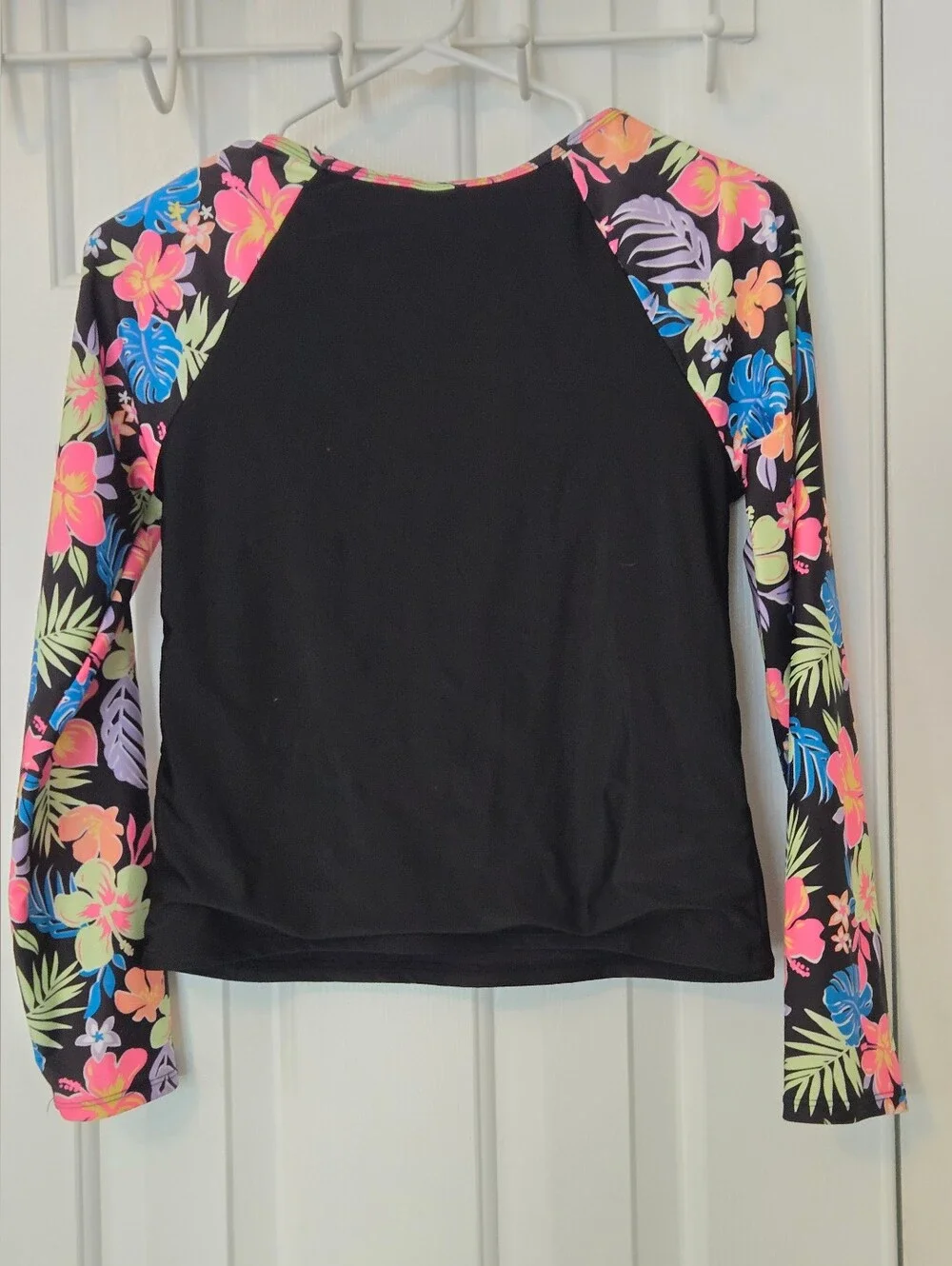 Justice Black Floral Rash Guard Swim Shirt Long Sleeve Size XL